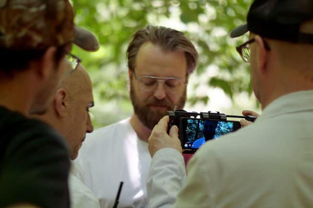 Steven Soderbergh shooting Unsane with iPhone and Beastgrip Pro