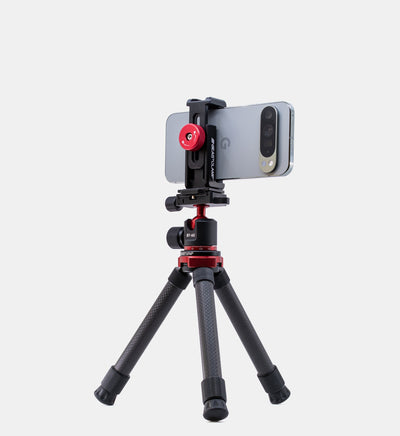 Beastgrip BT-60 tripod with universal smartphone clamp (Beastclamp) and Google Pixel