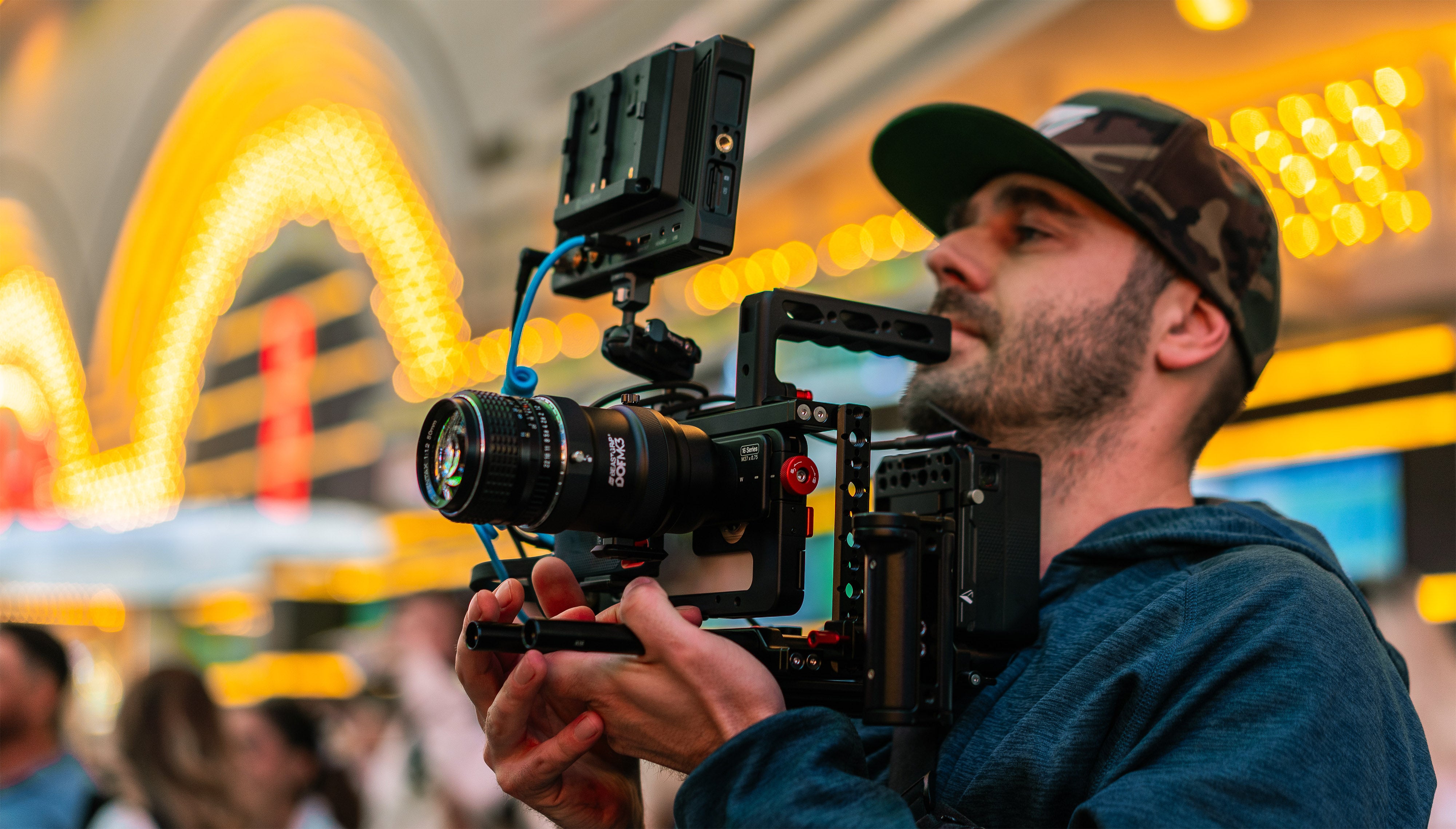 Pro Gear for Smartphone Filmmakers & Photographers | Beastgrip